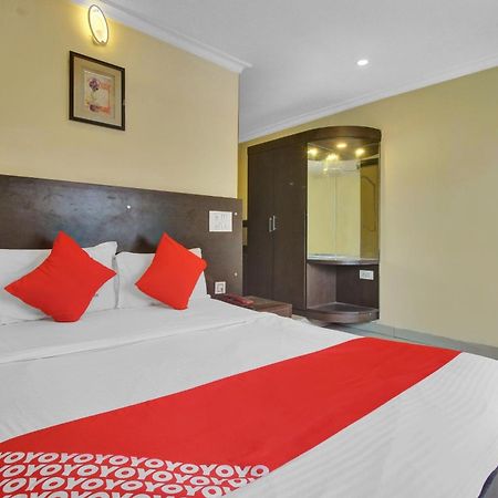 Hotel O Happy Rooms Хайдарабад Экстерьер фото